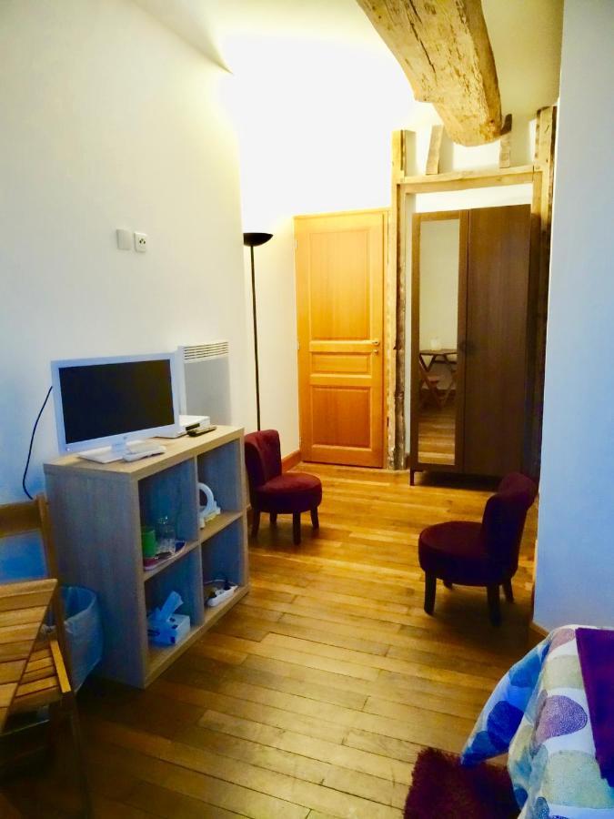 Manoir De La Grand'Cour Bed & Breakfast Soulge-sur-Ouette ภายนอก รูปภาพ