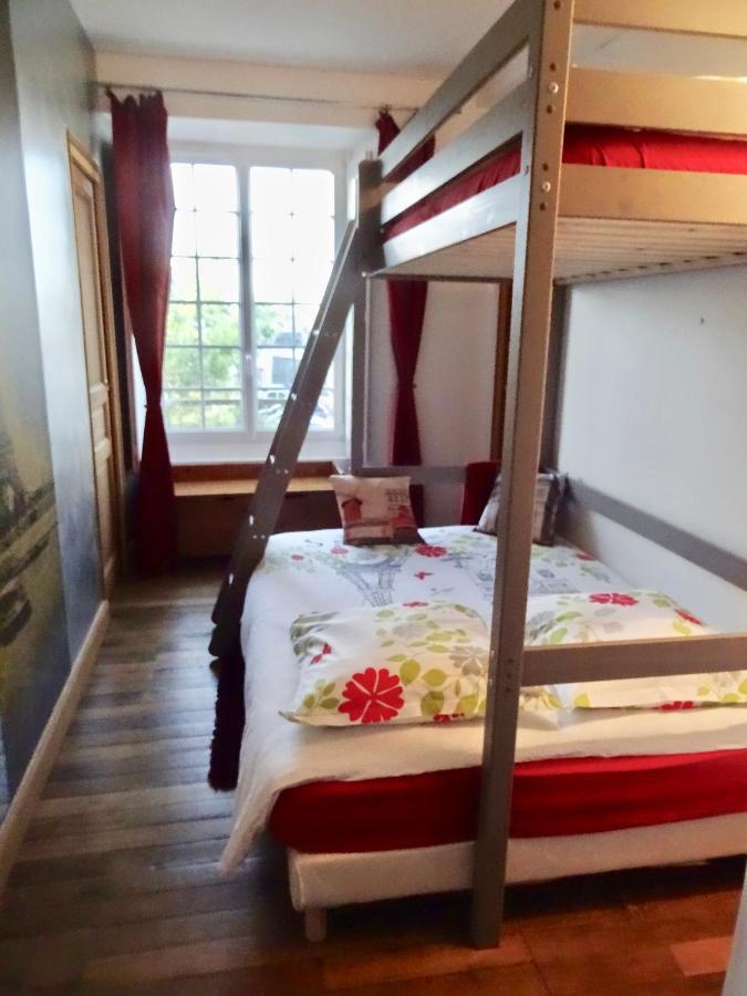 Manoir De La Grand'Cour Bed & Breakfast Soulge-sur-Ouette ภายนอก รูปภาพ