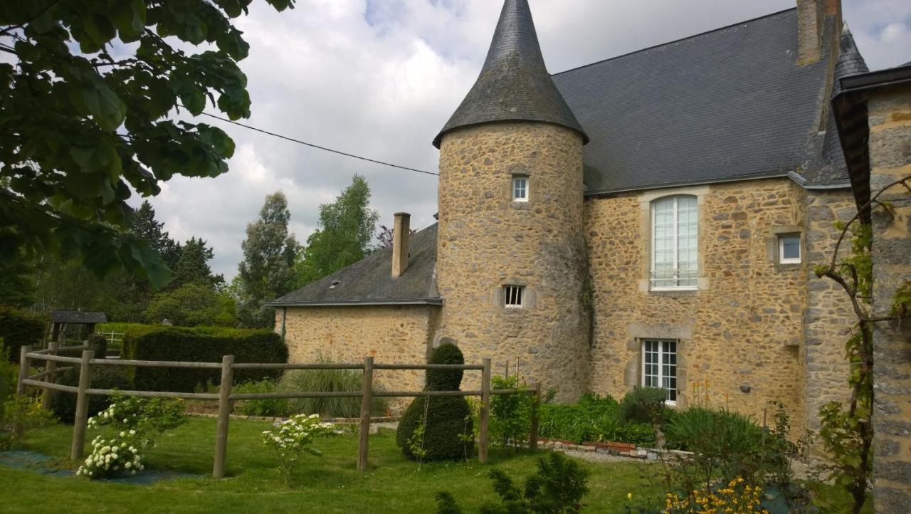Manoir De La Grand'Cour Bed & Breakfast Soulge-sur-Ouette ภายนอก รูปภาพ