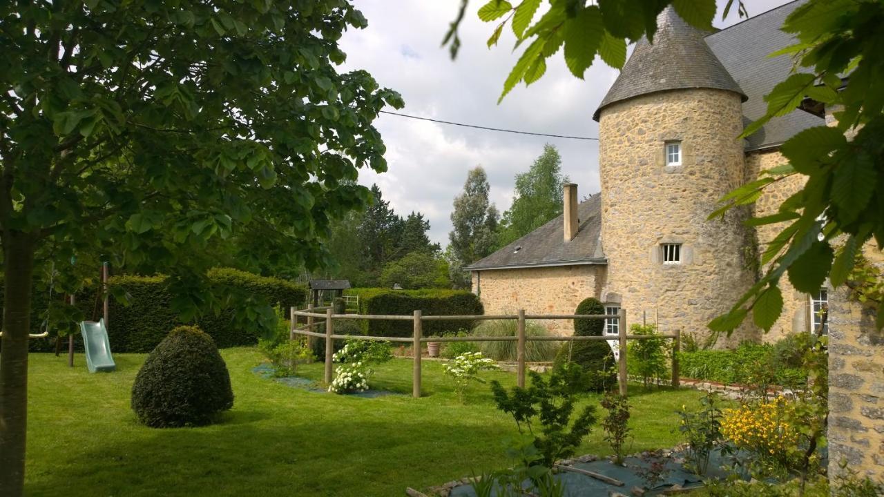 Manoir De La Grand'Cour Bed & Breakfast Soulge-sur-Ouette ภายนอก รูปภาพ